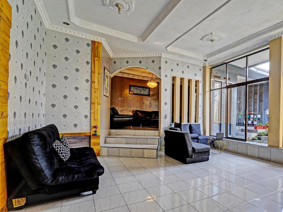 OYO 91389 Anggrek Residence Syariah Soreang Bagian luar foto